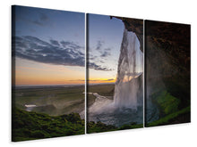 Laden Sie das Bild in den Galerie-Viewer, Leinwandbild 3-teilig Abendstimmung am Wasserfall