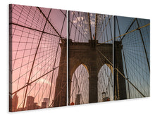 Laden Sie das Bild in den Galerie-Viewer, Leinwandbild 3-teilig Brooklyn Bridge Close up