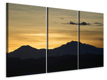 Laden Sie das Bild in den Galerie-Viewer, Leinwandbild 3-teilig Der Sonnenaufgang in den Bergen