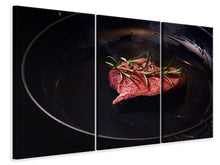 Laden Sie das Bild in den Galerie-Viewer, Leinwandbild 3-teilig Fleisch in der Pfanne