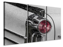 Laden Sie das Bild in den Galerie-Viewer, Leinwandbild 3-teilig Oldtimer Rückleuchte