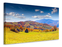 Laden Sie das Bild in den Galerie-Viewer, Leinwandbild Herbstliche Berglandschaft