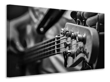 Laden Sie das Bild in den Galerie-Viewer, Leinwandbild Close up Gitarrenspieler