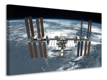 Laden Sie das Bild in den Galerie-Viewer, Leinwandbild Ein Satellit