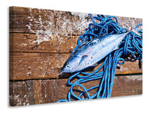 Laden Sie das Bild in den Galerie-Viewer, Leinwandbild Frisch gefangener Fisch