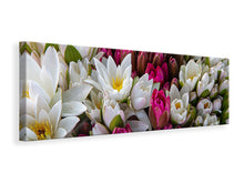 Laden Sie das Bild in den Galerie-Viewer, Leinwandbild Panorama Ein Strauss Seerosen