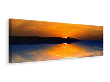 Laden Sie das Bild in den Galerie-Viewer, Leinwandbild Panorama Fantastische Abendstimmung