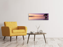 Laden Sie das Bild in den Galerie-Viewer, Leinwandbild Panorama Sonnenuntergang am Baum im Wasser