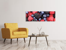 Laden Sie das Bild in den Galerie-Viewer, Leinwandbild Panorama Fruchtige Beeren
