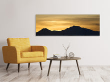 Laden Sie das Bild in den Galerie-Viewer, Leinwandbild Panorama Der Sonnenaufgang in den Bergen