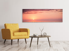Laden Sie das Bild in den Galerie-Viewer, Leinwandbild Panorama Wundervoller Sonnenuntergang am Horizont