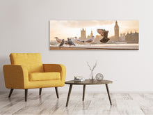 Laden Sie das Bild in den Galerie-Viewer, Leinwandbild Panorama Die Tauben auf dem Dach