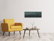 Laden Sie das Bild in den Galerie-Viewer, Leinwandbild Panorama Glänzende Wassertropfen