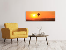 Laden Sie das Bild in den Galerie-Viewer, Leinwandbild Panorama Heissluftballon bei Sonnenuntergang