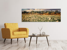 Laden Sie das Bild in den Galerie-Viewer, Leinwandbild Panorama Die Wiesenmargerite am Fluss
