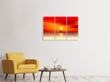 Laden Sie das Bild in den Galerie-Viewer, Leinwandbild 3-teilig Ein Fischer im Sonnenuntergang