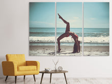Laden Sie das Bild in den Galerie-Viewer, Leinwandbild 3-teilig Strand Gymnastik