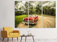 Laden Sie das Bild in den Galerie-Viewer, Leinwandbild 3-teilig Ein Oldtimer in Kuba