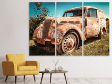 Laden Sie das Bild in den Galerie-Viewer, Leinwandbild 3-teilig Oldtimer mit Rost