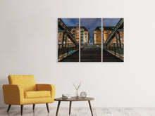 Laden Sie das Bild in den Galerie-Viewer, Leinwandbild 3-teilig Auf der langen Brücke