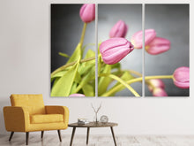 Laden Sie das Bild in den Galerie-Viewer, Leinwandbild 3-teilig Der Tulpenstrauss in rosa