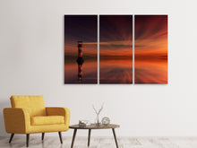 Laden Sie das Bild in den Galerie-Viewer, Leinwandbild 3-teilig Roter Himmel am Leuchtturm