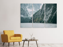 Laden Sie das Bild in den Galerie-Viewer, Leinwandbild 3-teilig Mysteriöse Stimmung in den Bergen