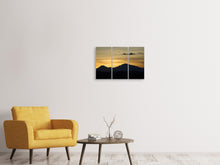 Laden Sie das Bild in den Galerie-Viewer, Leinwandbild 3-teilig Der Sonnenaufgang in den Bergen