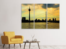 Laden Sie das Bild in den Galerie-Viewer, Leinwandbild 3-teilig Skyline im Abendlicht