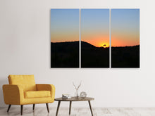 Laden Sie das Bild in den Galerie-Viewer, Leinwandbild 3-teilig Sonnenuntergang in Afrika