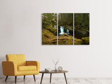 Laden Sie das Bild in den Galerie-Viewer, Leinwandbild 3-teilig Kleiner Wasserfall im Wald