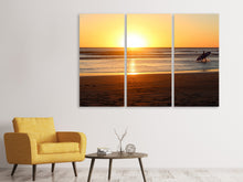 Laden Sie das Bild in den Galerie-Viewer, Leinwandbild 3-teilig Der einsame Surfer