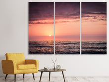 Laden Sie das Bild in den Galerie-Viewer, Leinwandbild 3-teilig Wundervoller Sonnenuntergang am Horizont