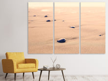 Laden Sie das Bild in den Galerie-Viewer, Leinwandbild 3-teilig Kiesel im Sand