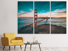 Laden Sie das Bild in den Galerie-Viewer, Leinwandbild 3-teilig Golden Gate im Licht
