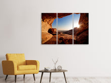 Laden Sie das Bild in den Galerie-Viewer, Leinwandbild 3-teilig Sonnenuntergang vor der Höhle