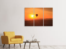 Laden Sie das Bild in den Galerie-Viewer, Leinwandbild 3-teilig Heissluftballon bei Sonnenuntergang