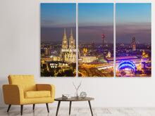 Laden Sie das Bild in den Galerie-Viewer, Leinwandbild 3-teilig Skyline Kölner Dom bei Nacht