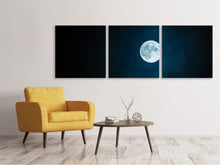 Laden Sie das Bild in den Galerie-Viewer, Panorama Leinwandbild 3-teilig Imposanter Vollmond
