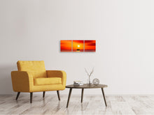 Laden Sie das Bild in den Galerie-Viewer, Panorama Leinwandbild 3-teilig Ein Fischer im Sonnenuntergang
