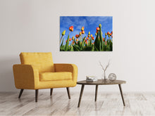 Laden Sie das Bild in den Galerie-Viewer, Leinwandbild Tulpen ragen zum Himmel