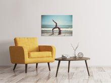 Laden Sie das Bild in den Galerie-Viewer, Leinwandbild Strand Gymnastik