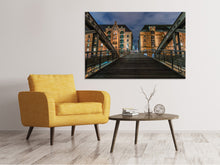 Laden Sie das Bild in den Galerie-Viewer, Leinwandbild Auf der langen Brücke