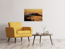 Laden Sie das Bild in den Galerie-Viewer, Leinwandbild Nebulös in den Bergen