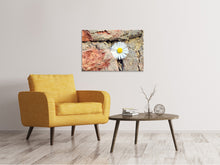 Laden Sie das Bild in den Galerie-Viewer, Leinwandbild Blume in der Wand