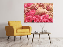 Laden Sie das Bild in den Galerie-Viewer, Leinwandbild Romantische Rosen mit Herz