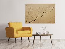 Laden Sie das Bild in den Galerie-Viewer, Leinwandbild Fußspuren im Sand