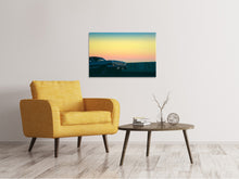 Laden Sie das Bild in den Galerie-Viewer, Leinwandbild Oldtimer im Abendlicht