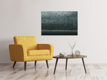Laden Sie das Bild in den Galerie-Viewer, Leinwandbild Glänzende Wassertropfen