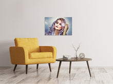 Laden Sie das Bild in den Galerie-Viewer, Leinwandbild Die Exotin